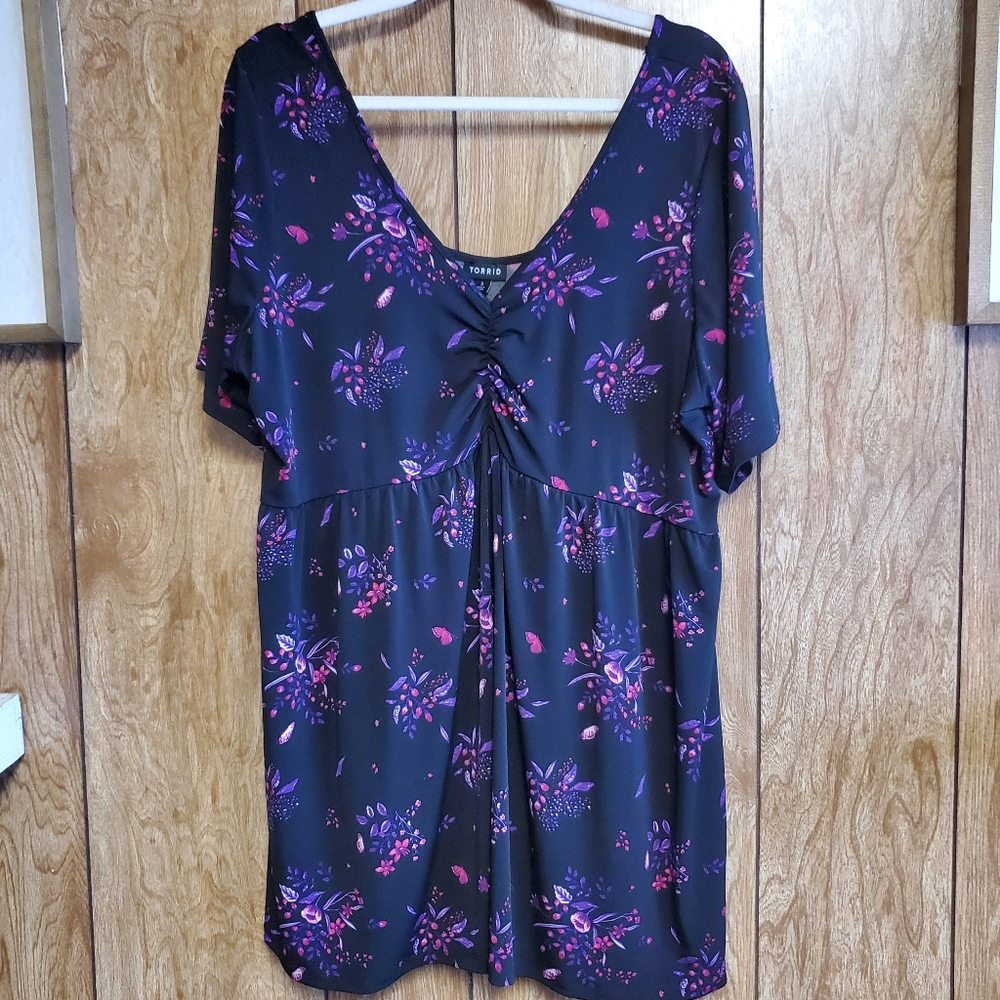 Torrid | Ruched Bust Babydoll Blouse | Size 3